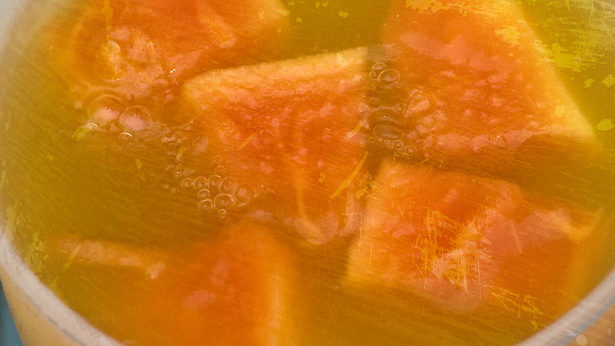 Papaya in Mango & Apple Jelly