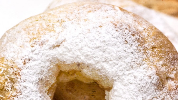 Pączki Oponki – Baked Version of Traditional Polish Doughnuts