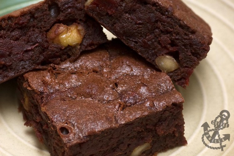 beetroot brownies healthy with walnuts pecans hazelnuts