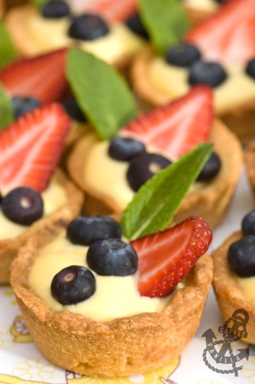 custard strawberry blueberry mint tartlets