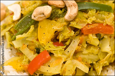 Caribbean cabbage with cashew nuts