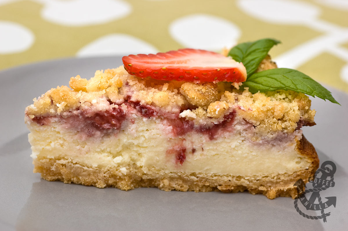Polish Strawberry Cookie Crumb Cheesecake » Coffee & Vanilla