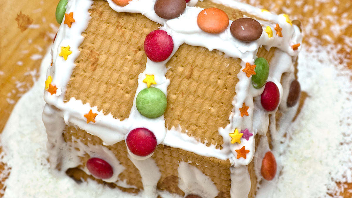 Quick & Easy Cookie Houses » Coffee & Vanilla