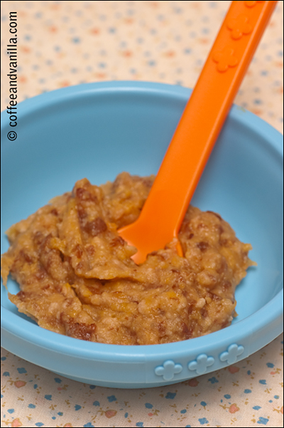 Home made baby food peach raisin dessert