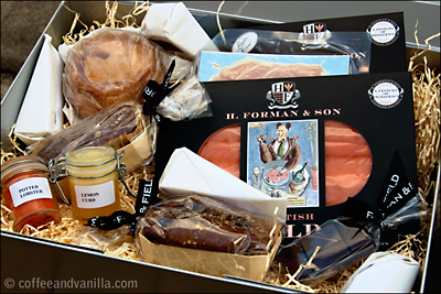 Forman & Field Hamper