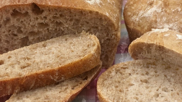 Home Made No-Knead Half Brown Bread Loaf & Rolls