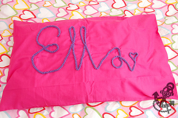 diy crochet name personalized pillowcase