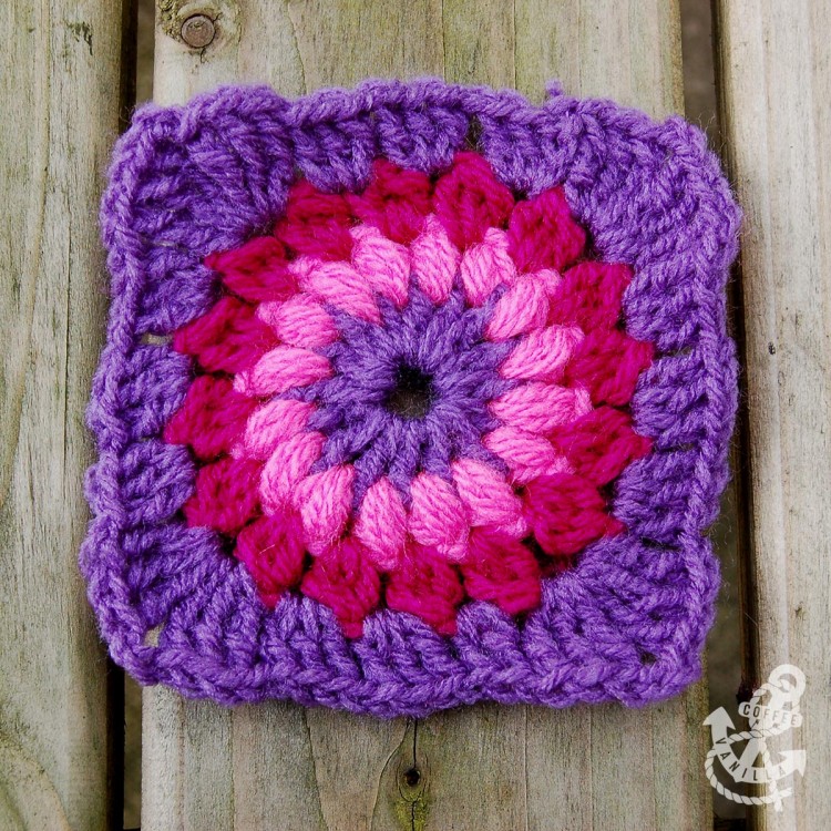 granny square with a flower