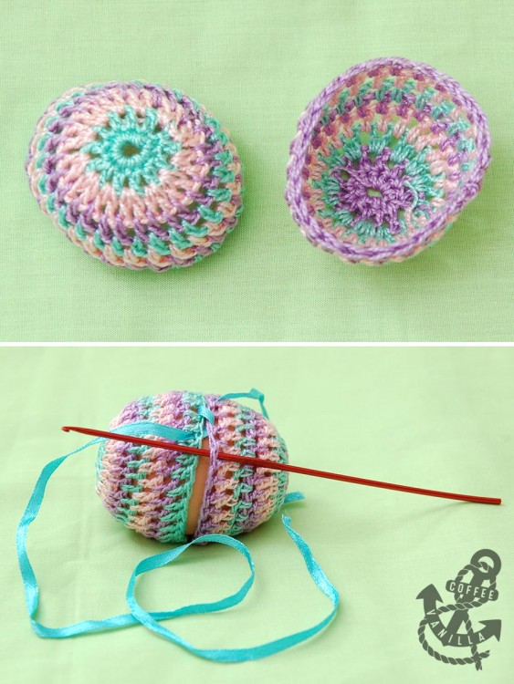 DIY crochet pisanki pattern