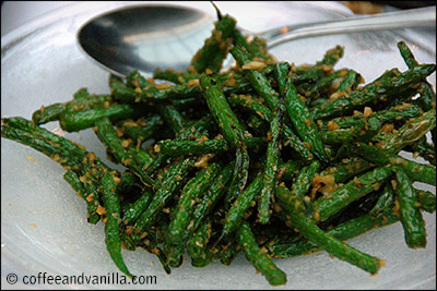 green beans with garlic and soy sauce