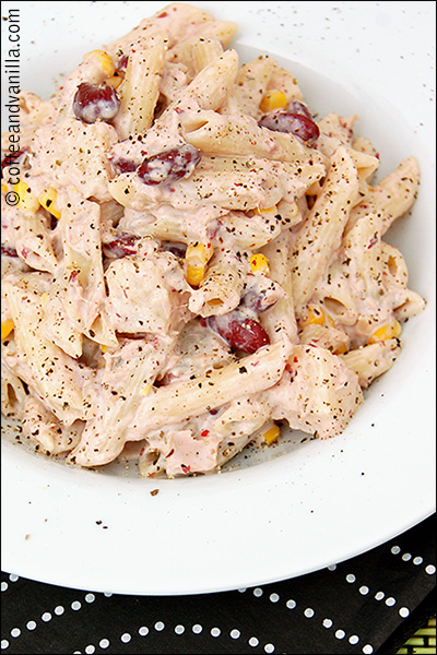 quick and easy fast food - pasta salad from cupboard ingredients