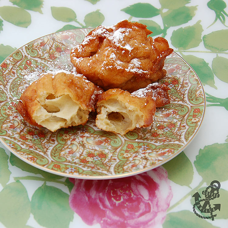 traditional Polish doughnuts made out of steamed dough