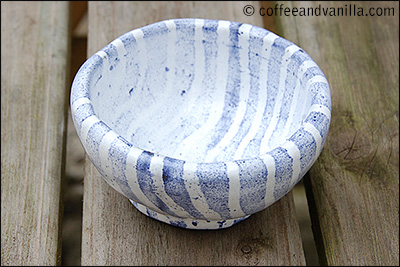white and blue pottery