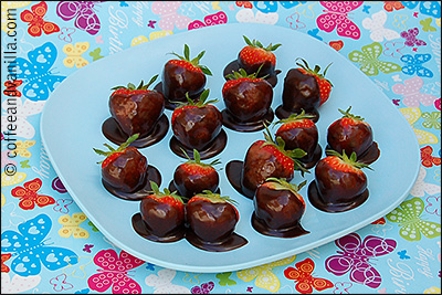 strawberries dipped in chocolate