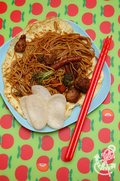 easy children friendly recipe for Chinese 5 spice noodles Chinese take-away at home