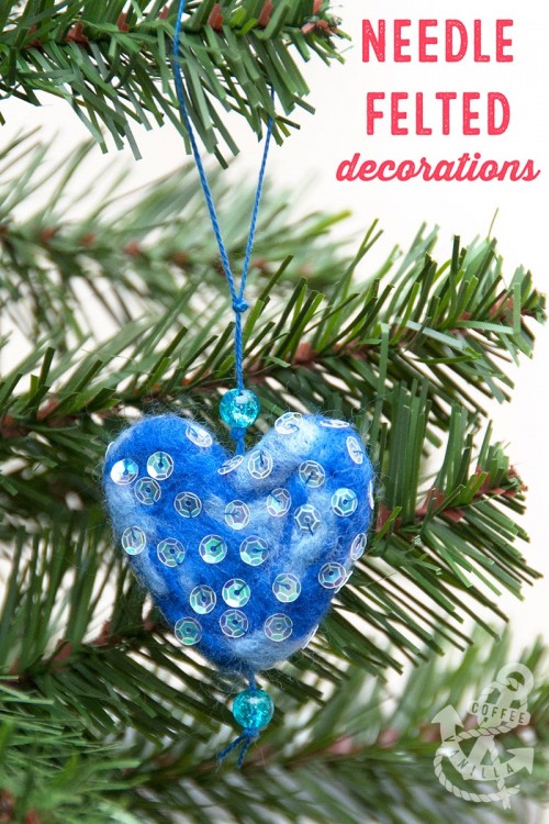 DIY Christmas decorations made out of felt