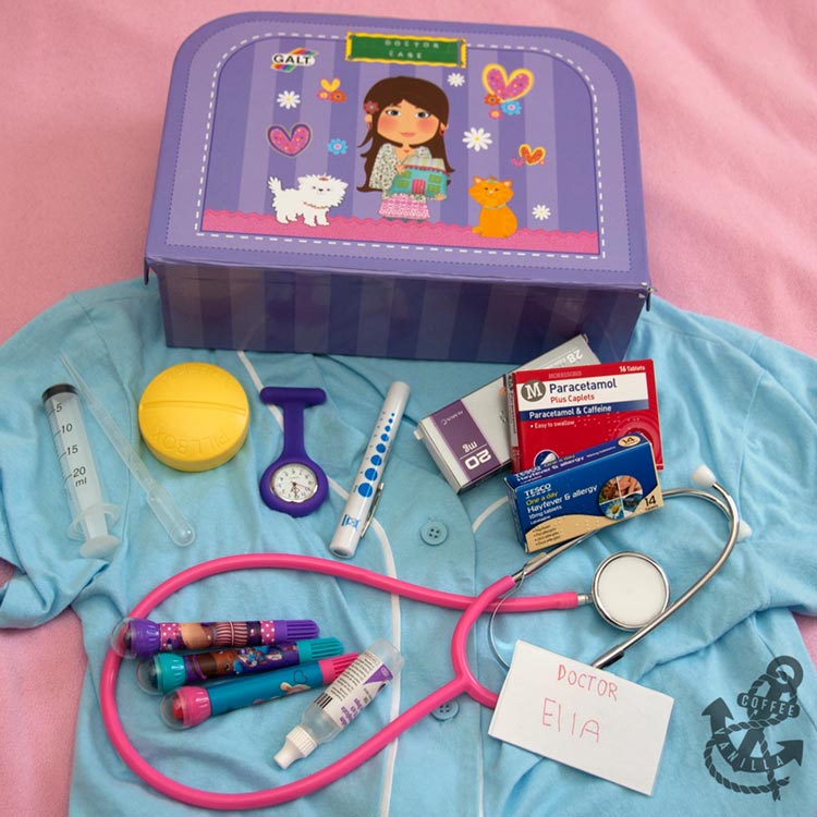 DIY doctor role playing set kit case