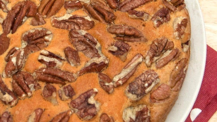 Very Fluffy Pecan & Vanilla Coffee Cake