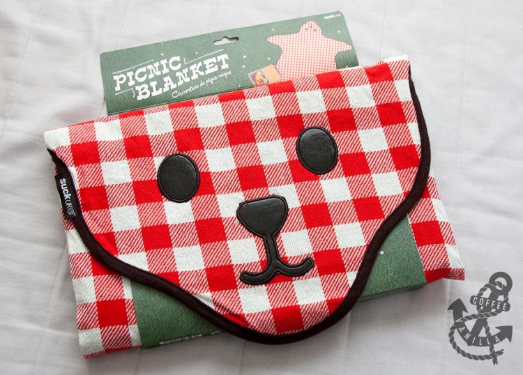 cute bear shaped foldable picnic blanket