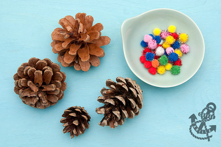 how to make a christmas tree out of pine cones