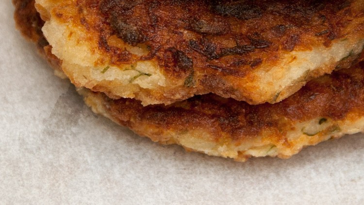 Kids’ Favourite Home-made White Fish & Rice Cakes