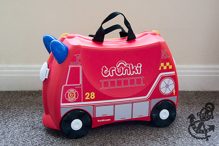 trunki suitcase for kids