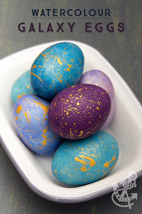 super easy painted Easter eggs starry sky eggs