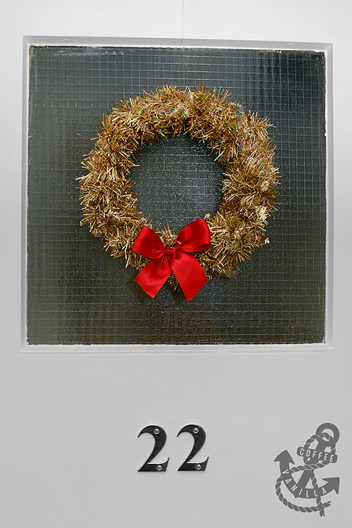 how to make Christmas wreath 