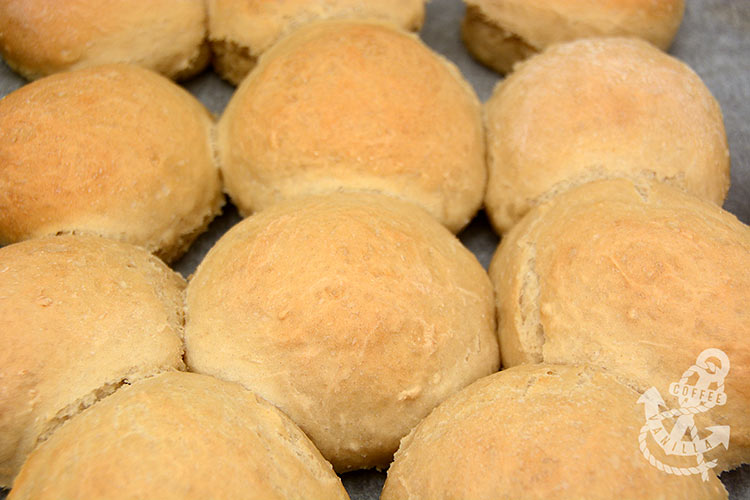 Polish kajzerki bread roll recipe