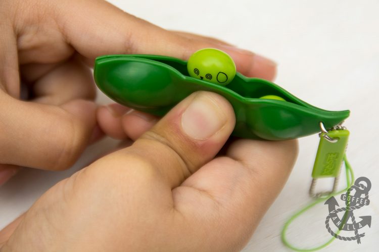 kawaii pea pod keyring cute 